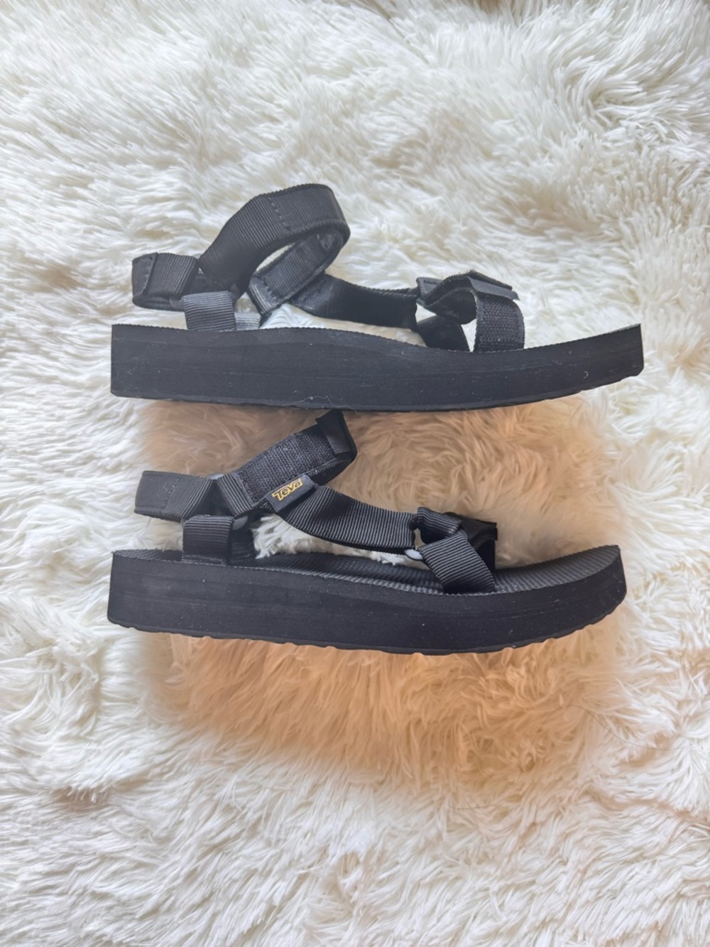 Teva Women's Midform Universal sandal